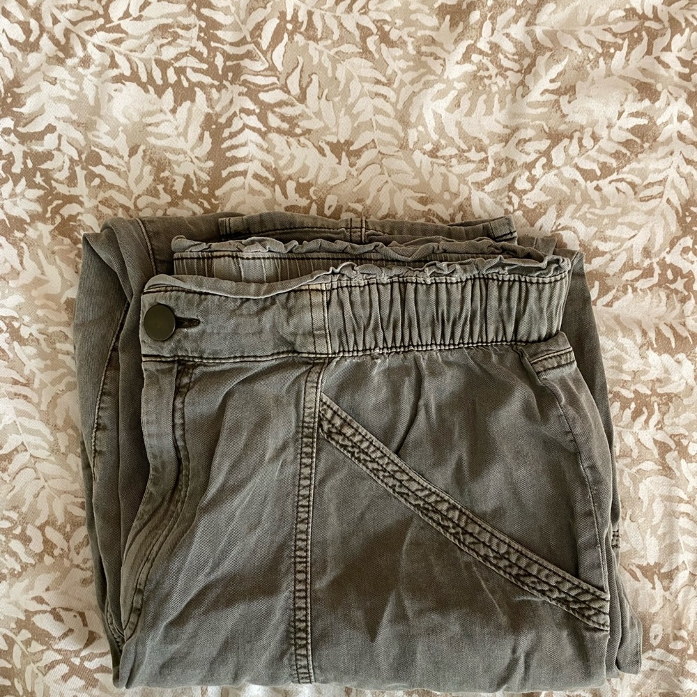 OLD NAVY Olive Green Utility Pants